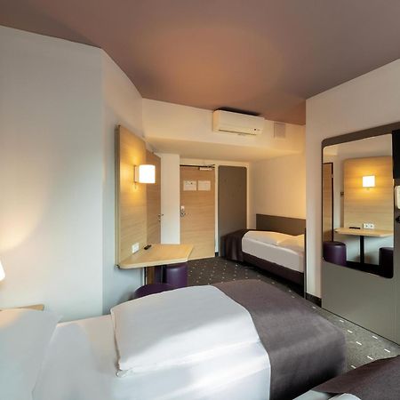 B&B Hotel Duesseldorf-Mitte Екстериор снимка