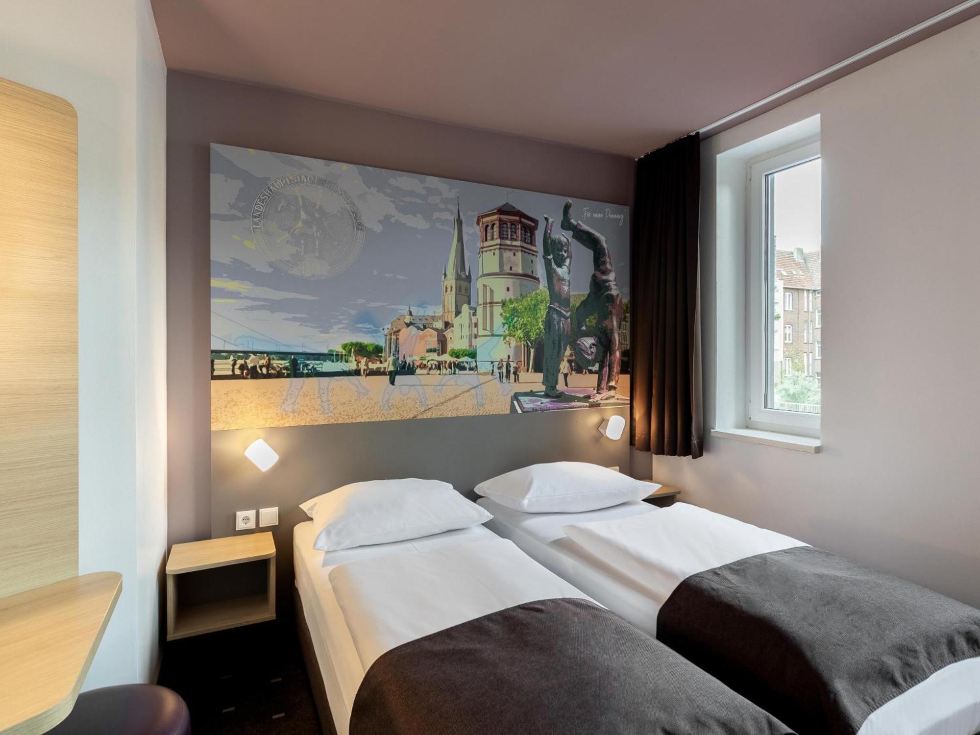 B&B Hotel Duesseldorf-Mitte Екстериор снимка