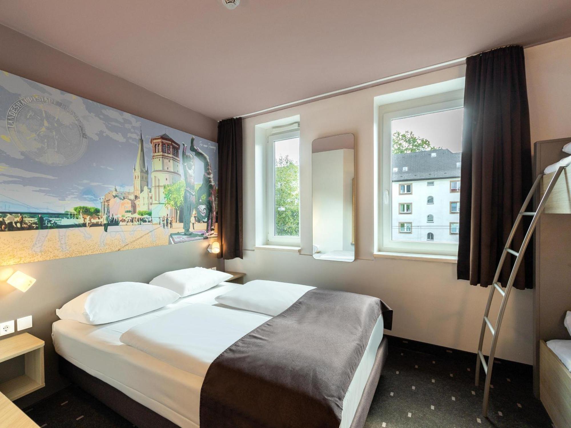 B&B Hotel Duesseldorf-Mitte Екстериор снимка