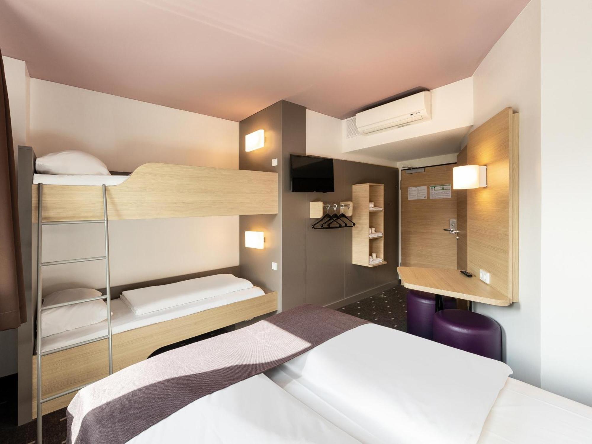 B&B Hotel Duesseldorf-Mitte Екстериор снимка