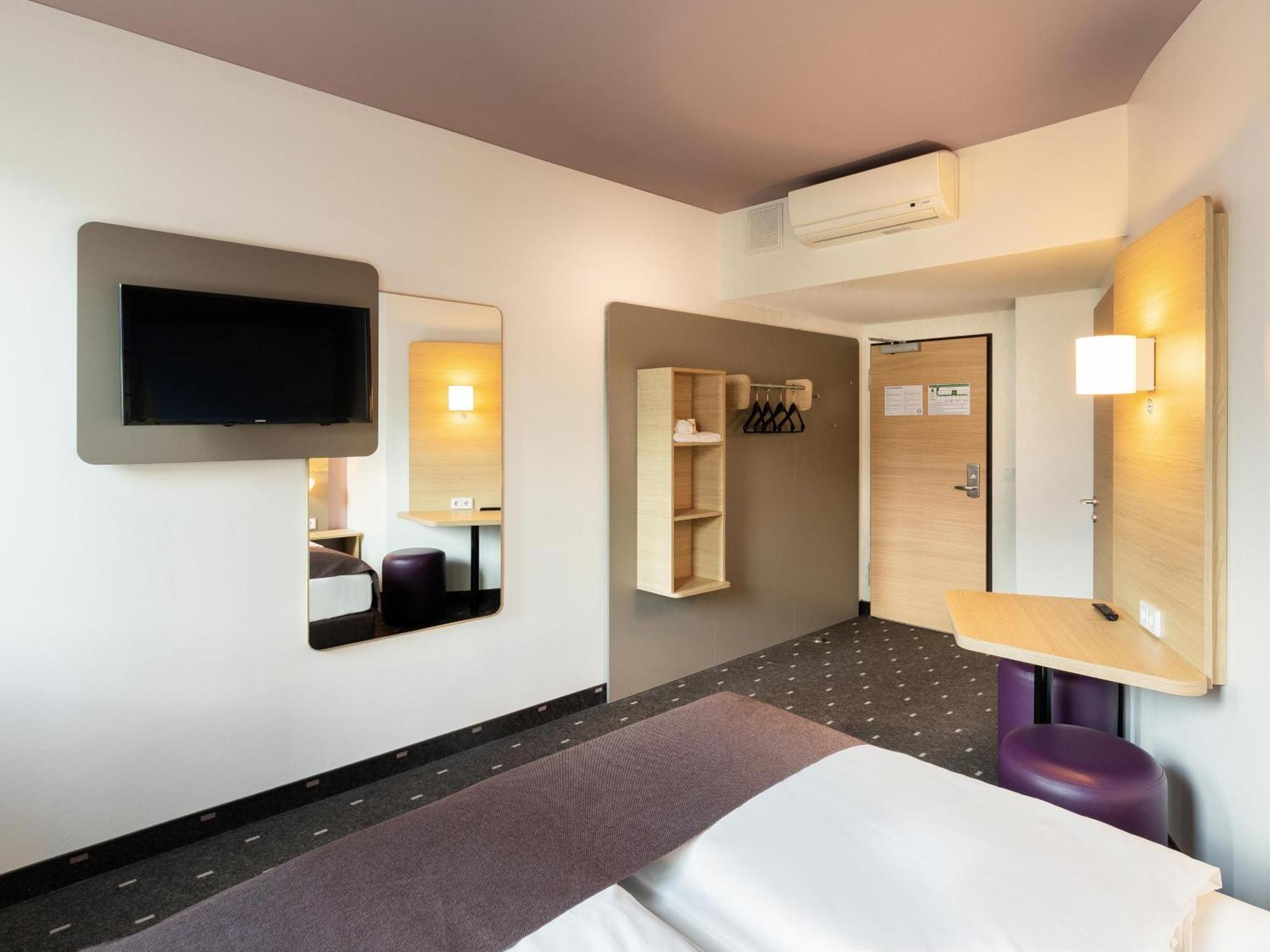 B&B Hotel Duesseldorf-Mitte Екстериор снимка