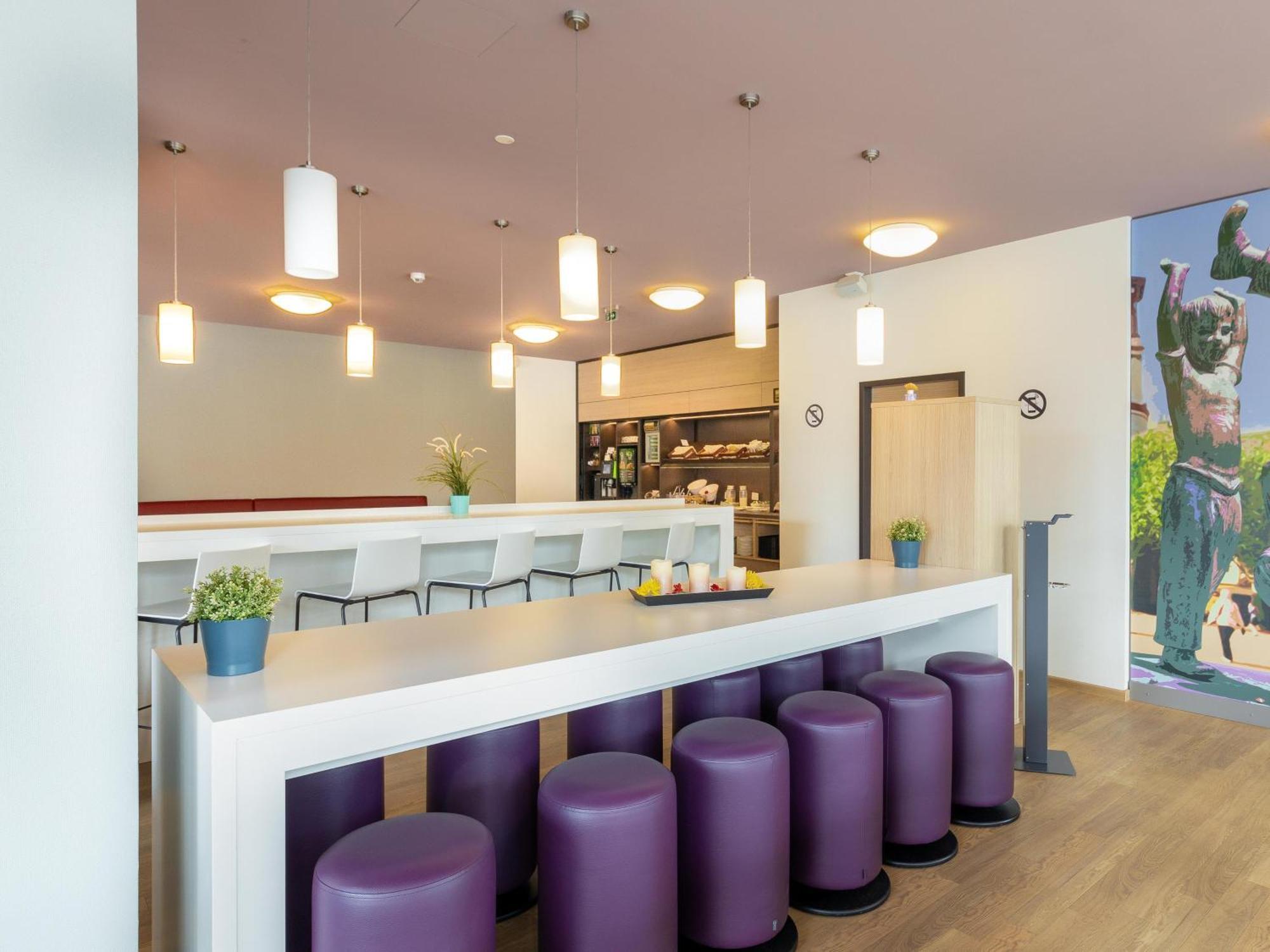B&B Hotel Duesseldorf-Mitte Екстериор снимка