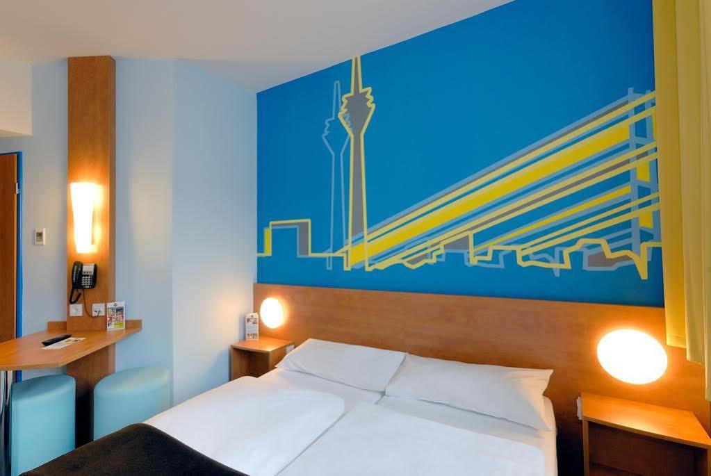 B&B Hotel Duesseldorf-Mitte Екстериор снимка